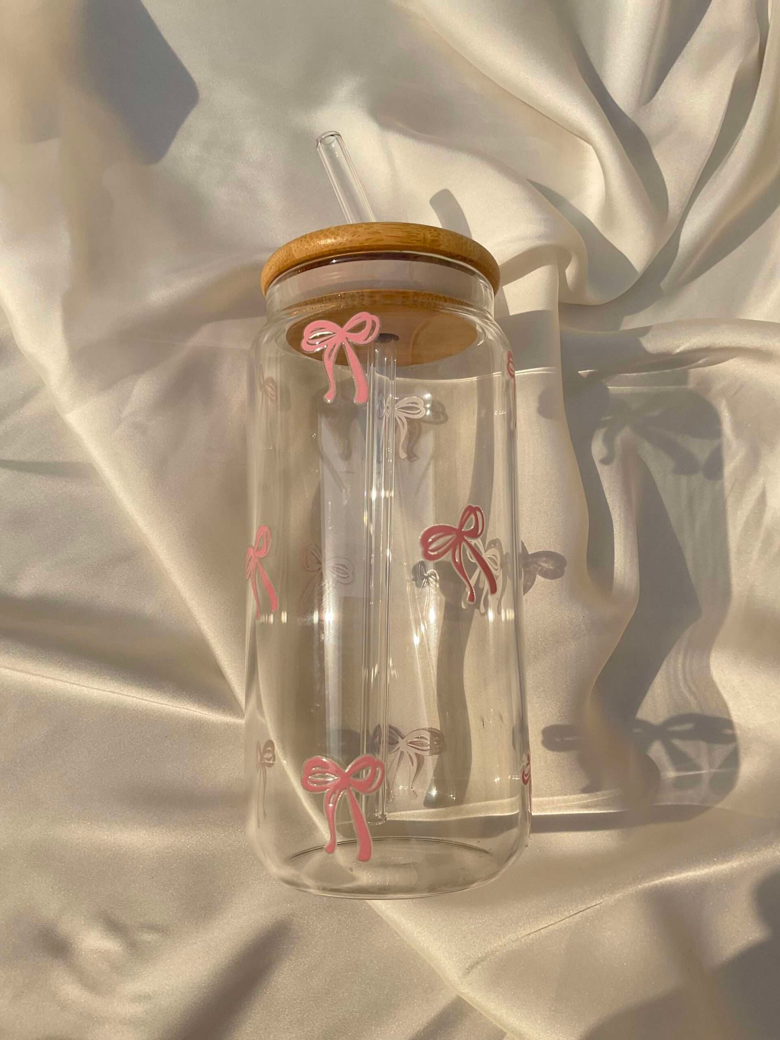 Pink Bow Glass Tumbler _ 550ml